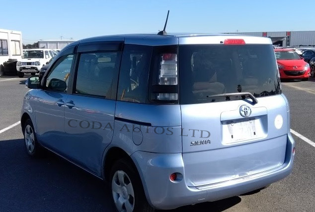 TOYOTA SIENTA